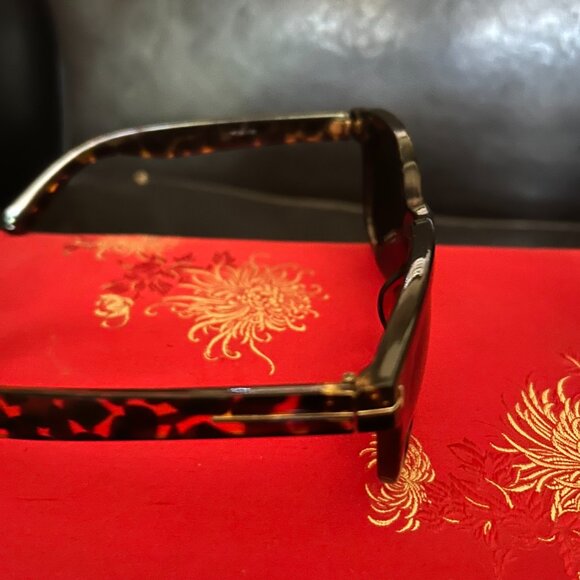 Tom Ford Sunglasses for Women -Original Price $500 main image 11